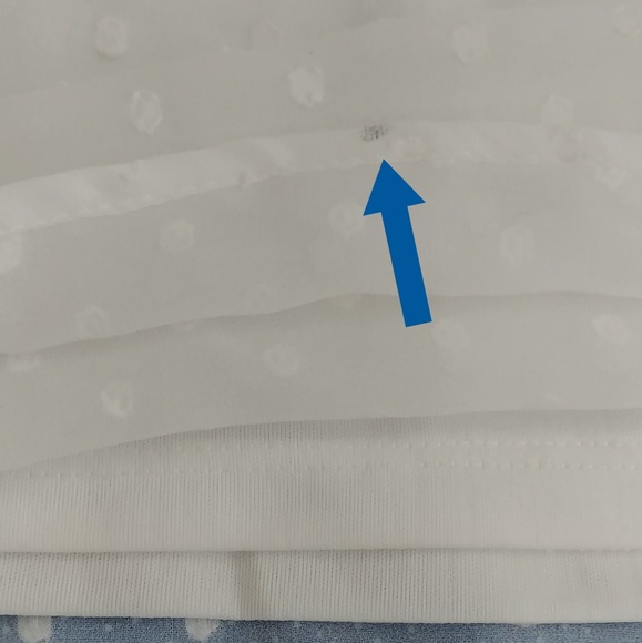 🌺HP🌺 Off-white Chiffon Bell Sleeve Blouse NWT - Picture 6 of 6